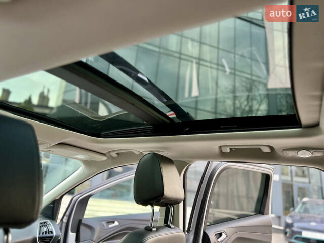 Серый Форд Эскейп, объемом двигателя 2 л и пробегом 149 тыс. км за 10699 $, фото 77 на Automoto.ua