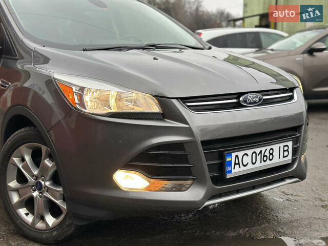 Серый Форд Эскейп, объемом двигателя 2 л и пробегом 167 тыс. км за 10800 $, фото 12 на Automoto.ua