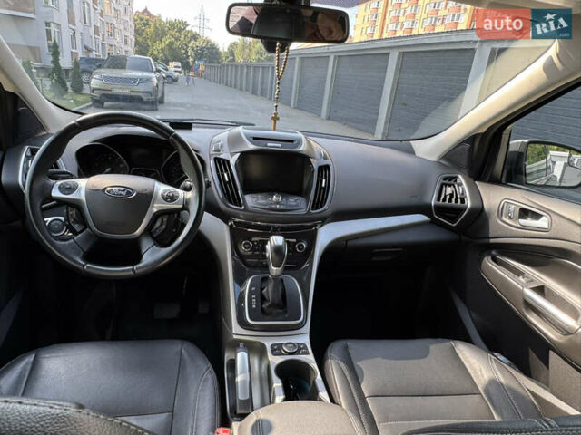 Серый Форд Эскейп, объемом двигателя 2 л и пробегом 185 тыс. км за 13099 $, фото 54 на Automoto.ua