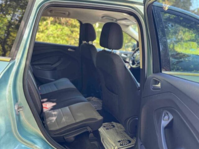 Сірий Форд Ескейп, об'ємом двигуна 2 л та пробігом 85 тис. км за 3500 $, фото 9 на Automoto.ua