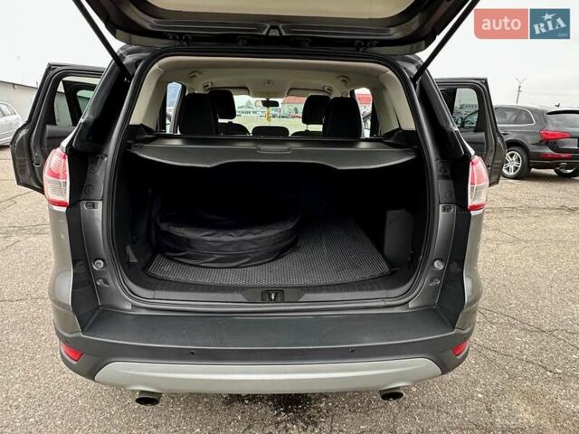 Сірий Форд Ескейп, об'ємом двигуна 2 л та пробігом 192 тис. км за 13500 $, фото 21 на Automoto.ua