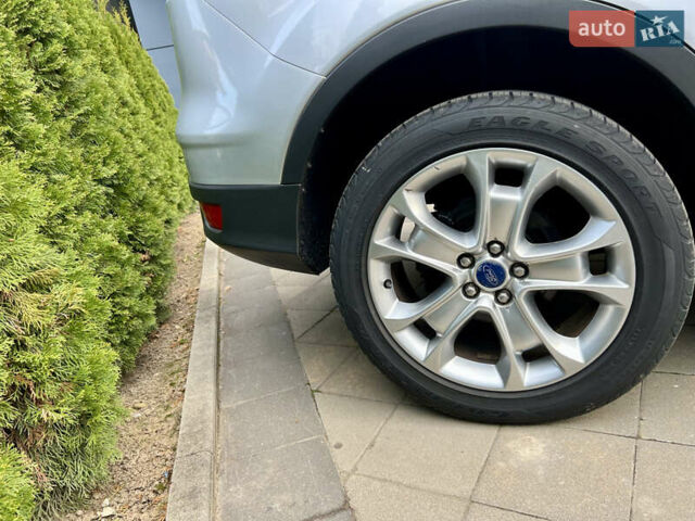Серый Форд Эскейп, объемом двигателя 2 л и пробегом 149 тыс. км за 10699 $, фото 44 на Automoto.ua