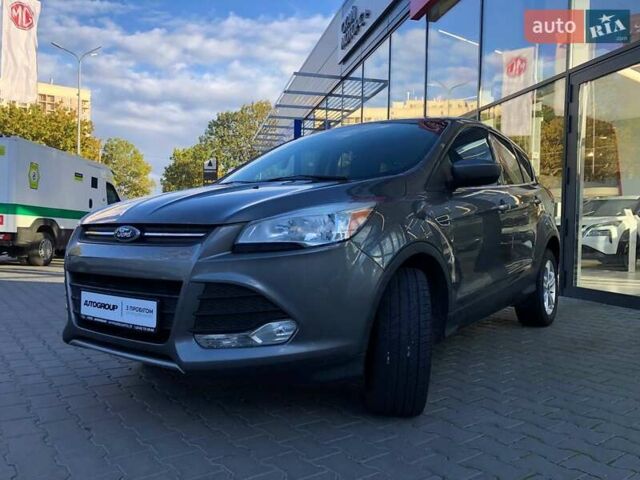 Серый Форд Эскейп, объемом двигателя 1.6 л и пробегом 230 тыс. км за 9399 $, фото 1 на Automoto.ua