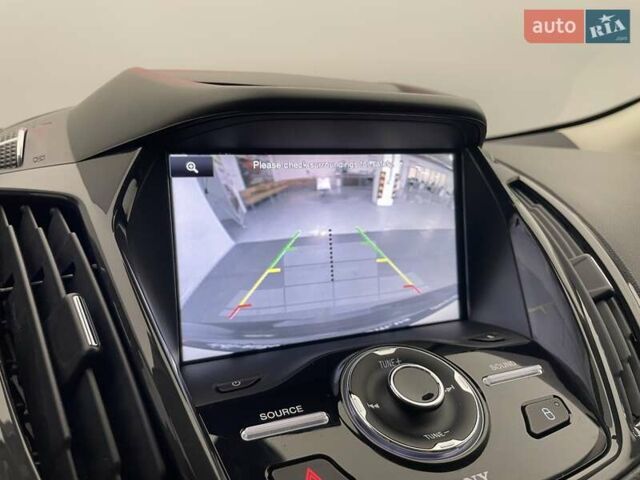 Сірий Форд Ескейп, об'ємом двигуна 1.6 л та пробігом 141 тис. км за 10308 $, фото 13 на Automoto.ua