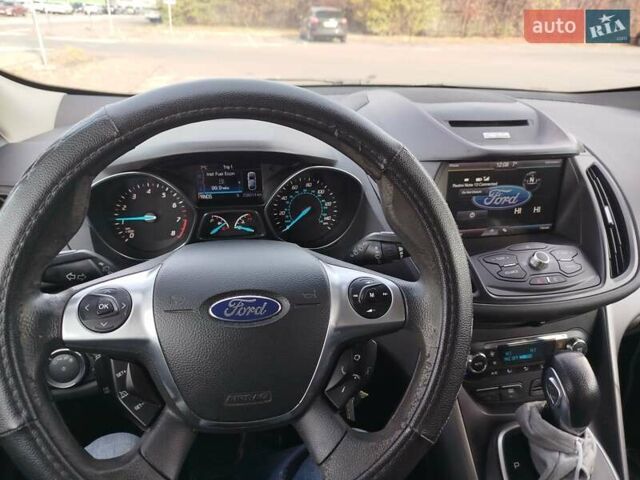 Сірий Форд Ескейп, об'ємом двигуна 1.6 л та пробігом 255 тис. км за 11500 $, фото 6 на Automoto.ua