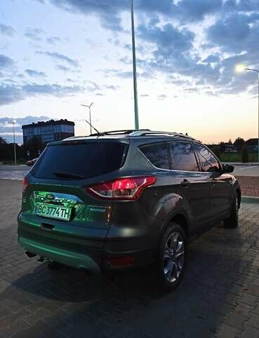 Сірий Форд Ескейп, об'ємом двигуна 1.6 л та пробігом 172 тис. км за 12500 $, фото 42 на Automoto.ua