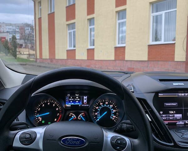 Серый Форд Эскейп, объемом двигателя 1.6 л и пробегом 245 тыс. км за 9200 $, фото 17 на Automoto.ua