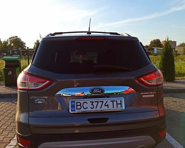 Сірий Форд Ескейп, об'ємом двигуна 1.6 л та пробігом 172 тис. км за 12500 $, фото 3 на Automoto.ua