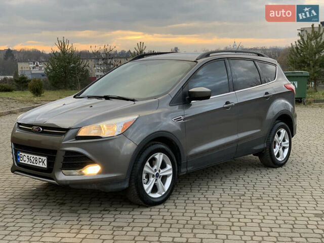 Серый Форд Эскейп, объемом двигателя 1.6 л и пробегом 245 тыс. км за 9200 $, фото 1 на Automoto.ua