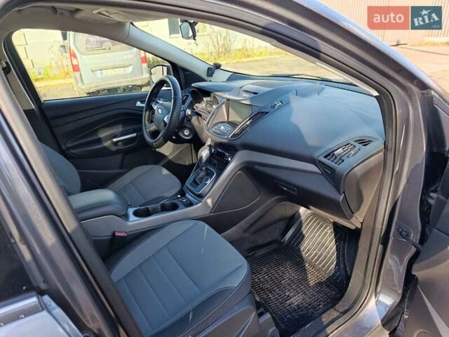 Серый Форд Эскейп, объемом двигателя 1.6 л и пробегом 180 тыс. км за 8500 $, фото 8 на Automoto.ua