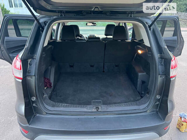 Сірий Форд Ескейп, об'ємом двигуна 2 л та пробігом 240 тис. км за 10200 $, фото 17 на Automoto.ua