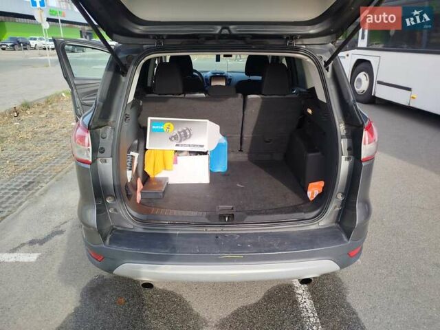 Сірий Форд Ескейп, об'ємом двигуна 1.6 л та пробігом 255 тис. км за 11500 $, фото 9 на Automoto.ua
