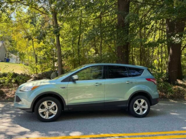 Сірий Форд Ескейп, об'ємом двигуна 2 л та пробігом 85 тис. км за 3500 $, фото 3 на Automoto.ua