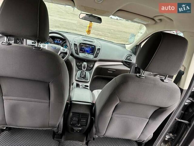 Сірий Форд Ескейп, об'ємом двигуна 2 л та пробігом 192 тис. км за 13500 $, фото 31 на Automoto.ua