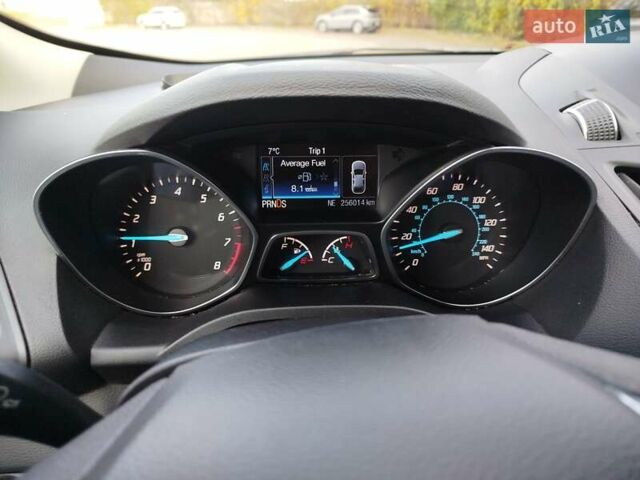 Сірий Форд Ескейп, об'ємом двигуна 1.6 л та пробігом 255 тис. км за 11500 $, фото 10 на Automoto.ua