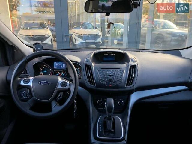 Серый Форд Эскейп, объемом двигателя 1.6 л и пробегом 230 тыс. км за 9399 $, фото 17 на Automoto.ua