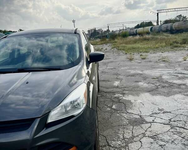 Сірий Форд Ескейп, об'ємом двигуна 2.49 л та пробігом 140 тис. км за 12100 $, фото 1 на Automoto.ua