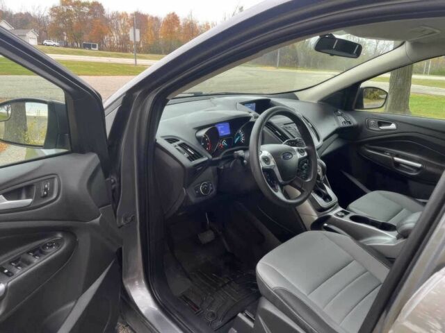 Сірий Форд Ескейп, об'ємом двигуна 2 л та пробігом 88 тис. км за 1300 $, фото 7 на Automoto.ua