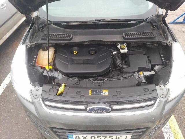 Серый Форд Эскейп, объемом двигателя 2 л и пробегом 118 тыс. км за 13300 $, фото 4 на Automoto.ua