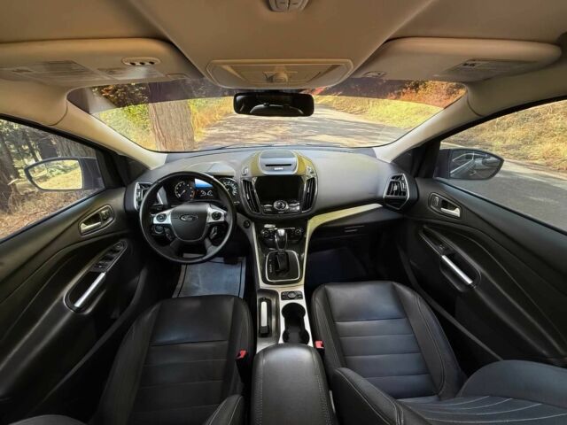 Серый Форд Эскейп, объемом двигателя 1.6 л и пробегом 82 тыс. км за 1200 $, фото 10 на Automoto.ua