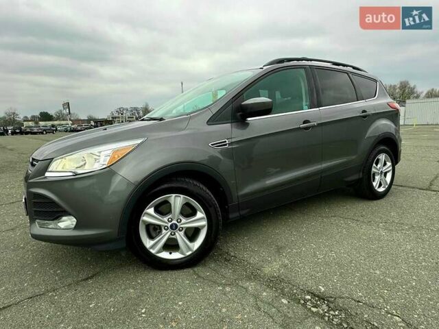 Сірий Форд Ескейп, об'ємом двигуна 2 л та пробігом 192 тис. км за 13500 $, фото 7 на Automoto.ua