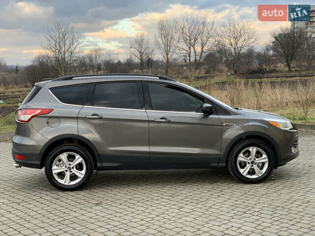 Серый Форд Эскейп, объемом двигателя 1.6 л и пробегом 245 тыс. км за 9200 $, фото 10 на Automoto.ua
