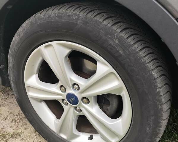 Серый Форд Эскейп, объемом двигателя 1.6 л и пробегом 177 тыс. км за 9000 $, фото 32 на Automoto.ua