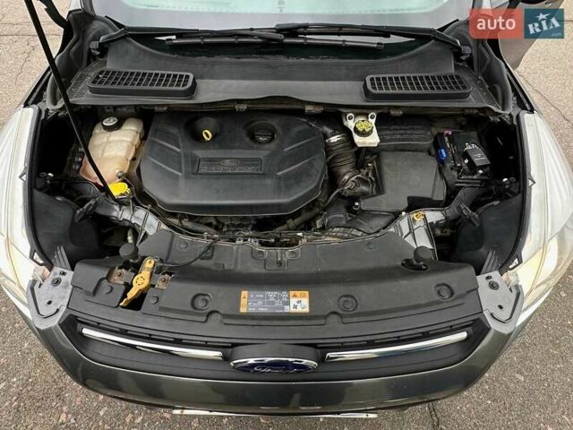 Сірий Форд Ескейп, об'ємом двигуна 2 л та пробігом 192 тис. км за 13500 $, фото 33 на Automoto.ua