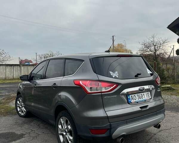 Сірий Форд Ескейп, об'ємом двигуна 1.6 л та пробігом 269 тис. км за 8200 $, фото 16 на Automoto.ua
