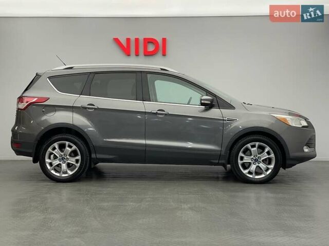 Сірий Форд Ескейп, об'ємом двигуна 1.6 л та пробігом 141 тис. км за 10308 $, фото 3 на Automoto.ua