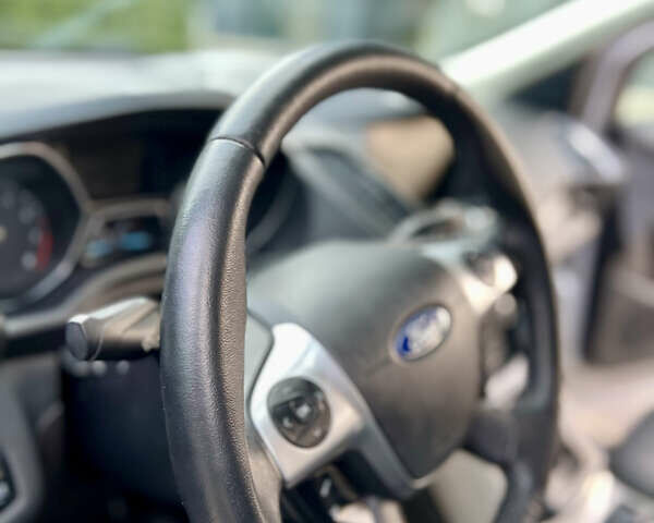 Серый Форд Эскейп, объемом двигателя 2 л и пробегом 149 тыс. км за 10699 $, фото 56 на Automoto.ua