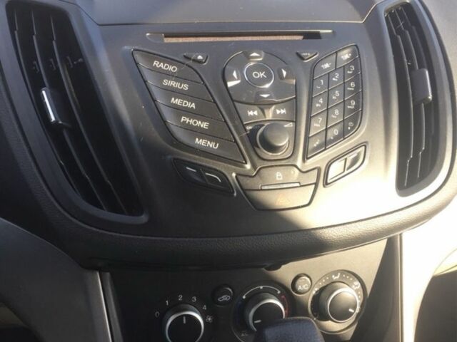 Серый Форд Эскейп, объемом двигателя 1.6 л и пробегом 106 тыс. км за 11500 $, фото 2 на Automoto.ua