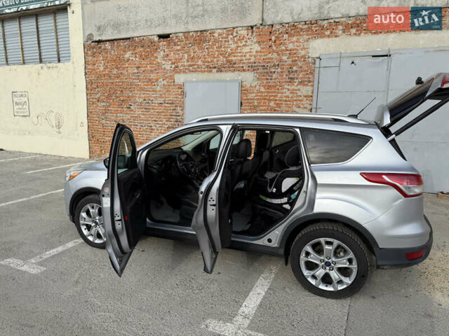Сірий Форд Ескейп, об'ємом двигуна 2 л та пробігом 124 тис. км за 11400 $, фото 11 на Automoto.ua