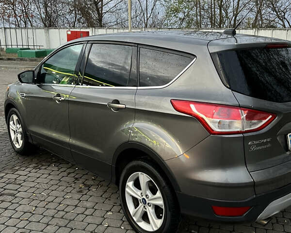 Сірий Форд Ескейп, об'ємом двигуна 1.6 л та пробігом 206 тис. км за 10300 $, фото 3 на Automoto.ua