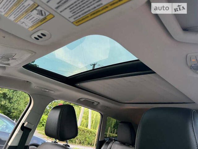 Сірий Форд Ескейп, об'ємом двигуна 2 л та пробігом 240 тис. км за 10200 $, фото 19 на Automoto.ua