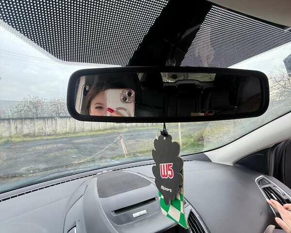 Сірий Форд Ескейп, об'ємом двигуна 1.6 л та пробігом 269 тис. км за 8200 $, фото 28 на Automoto.ua