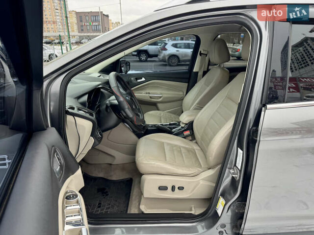 Сірий Форд Ескейп, об'ємом двигуна 2 л та пробігом 182 тис. км за 11999 $, фото 34 на Automoto.ua