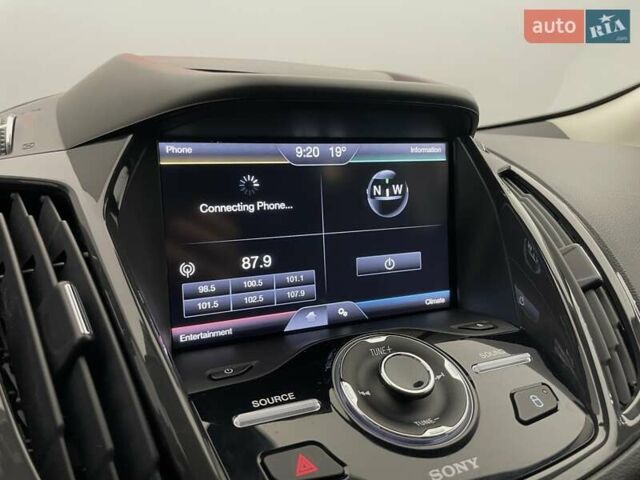 Сірий Форд Ескейп, об'ємом двигуна 1.6 л та пробігом 141 тис. км за 10308 $, фото 21 на Automoto.ua