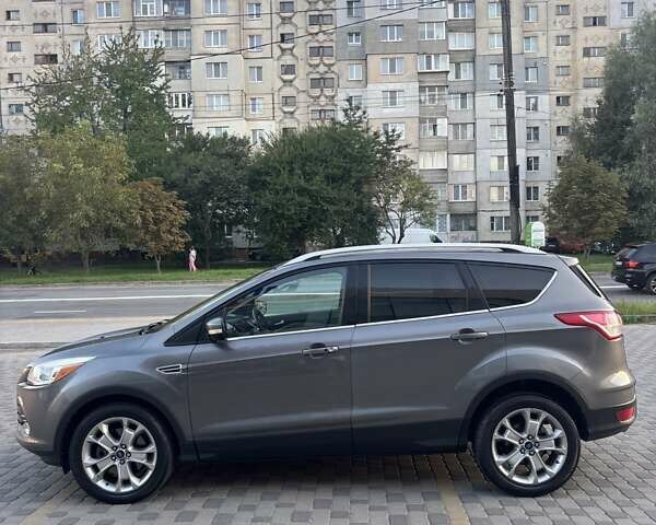 Серый Форд Эскейп, объемом двигателя 2 л и пробегом 209 тыс. км за 12500 $, фото 5 на Automoto.ua