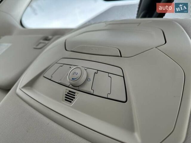 Серый Форд Эскейп, объемом двигателя 1.6 л и пробегом 170 тыс. км за 10000 $, фото 11 на Automoto.ua