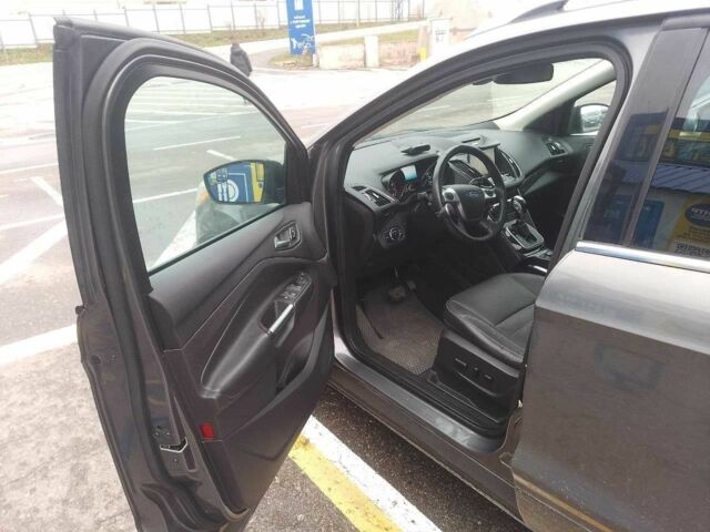 Серый Форд Эскейп, объемом двигателя 2 л и пробегом 118 тыс. км за 13300 $, фото 7 на Automoto.ua