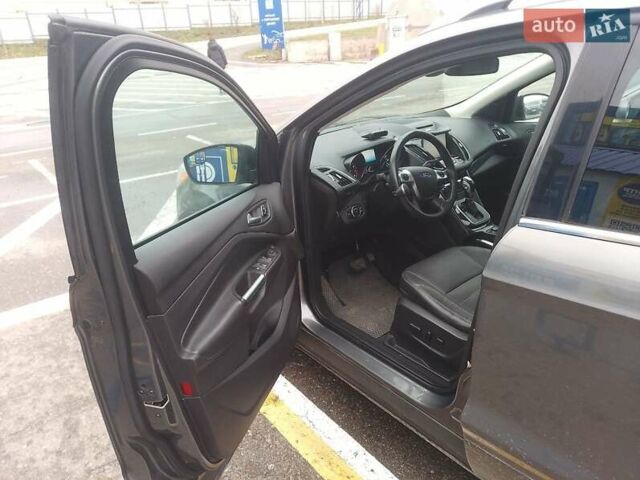 Сірий Форд Ескейп, об'ємом двигуна 2 л та пробігом 118 тис. км за 13300 $, фото 8 на Automoto.ua