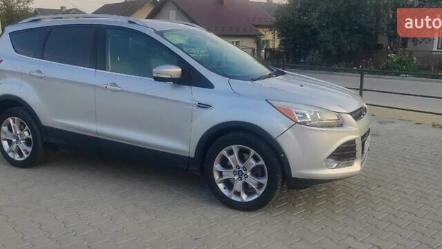 Сірий Форд Ескейп, об'ємом двигуна 2 л та пробігом 300 тис. км за 10300 $, фото 2 на Automoto.ua