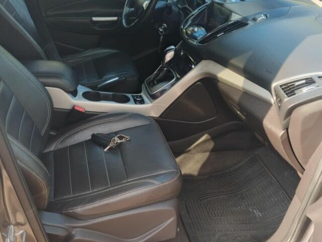 Серый Форд Эскейп, объемом двигателя 1.6 л и пробегом 212 тыс. км за 10500 $, фото 3 на Automoto.ua