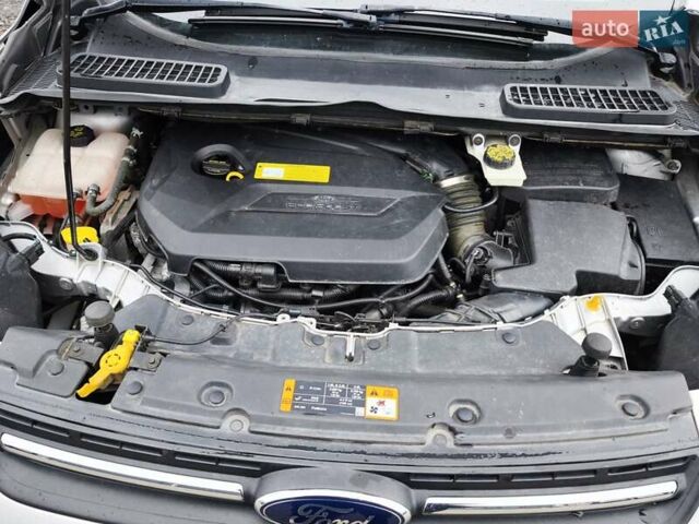 Сірий Форд Ескейп, об'ємом двигуна 1.6 л та пробігом 236 тис. км за 13100 $, фото 4 на Automoto.ua