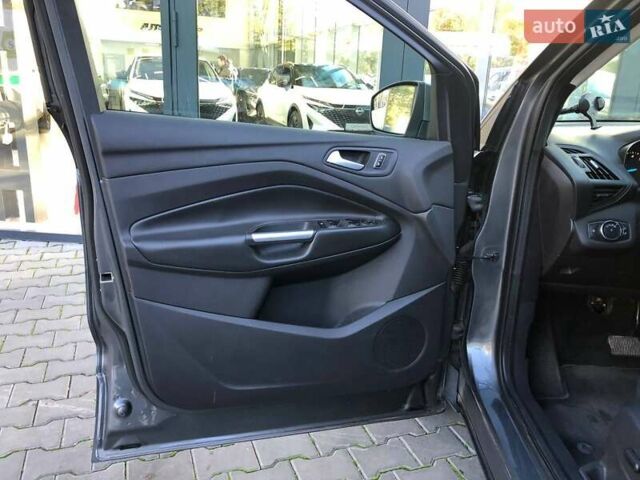 Серый Форд Эскейп, объемом двигателя 1.6 л и пробегом 230 тыс. км за 9399 $, фото 11 на Automoto.ua