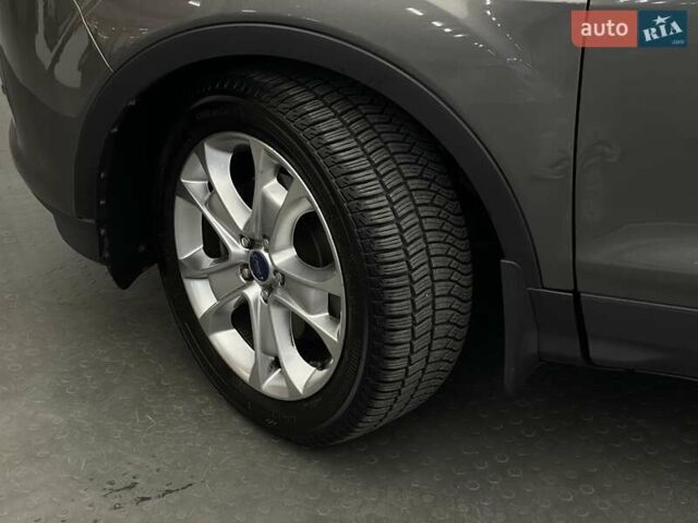 Сірий Форд Ескейп, об'ємом двигуна 1.6 л та пробігом 141 тис. км за 10308 $, фото 24 на Automoto.ua