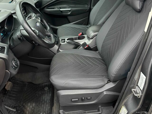 Серый Форд Эскейп, объемом двигателя 1.6 л и пробегом 252 тыс. км за 10500 $, фото 13 на Automoto.ua