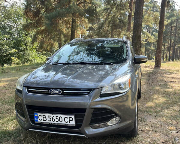 Серый Форд Эскейп, объемом двигателя 2 л и пробегом 151 тыс. км за 11700 $, фото 1 на Automoto.ua