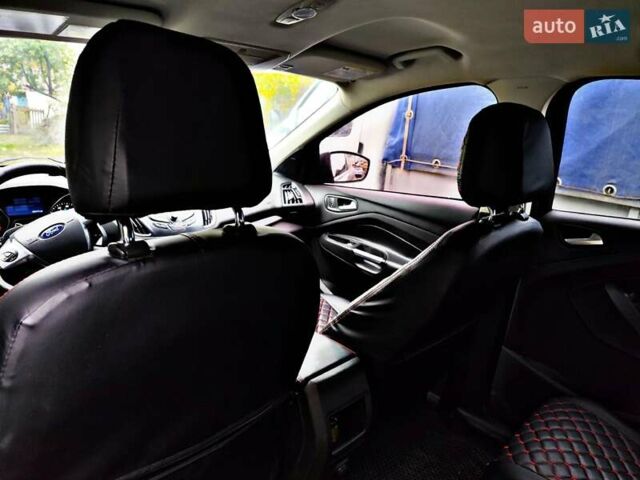 Сірий Форд Ескейп, об'ємом двигуна 1.6 л та пробігом 221 тис. км за 12000 $, фото 10 на Automoto.ua